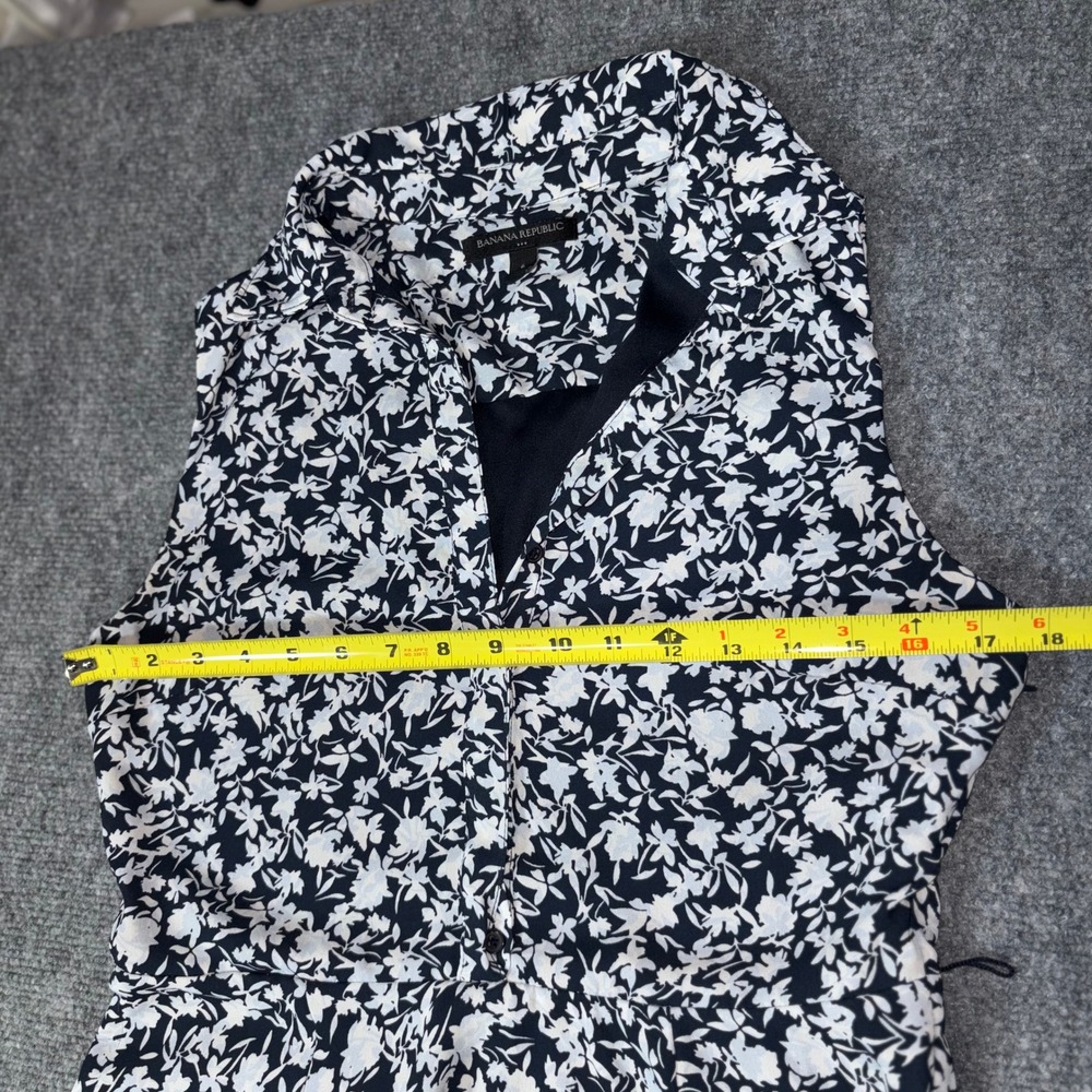 Banana Republic Navy Blue White Floral Sleeveless Fit and Flare Dress Size 6 - Picture 10 of 16